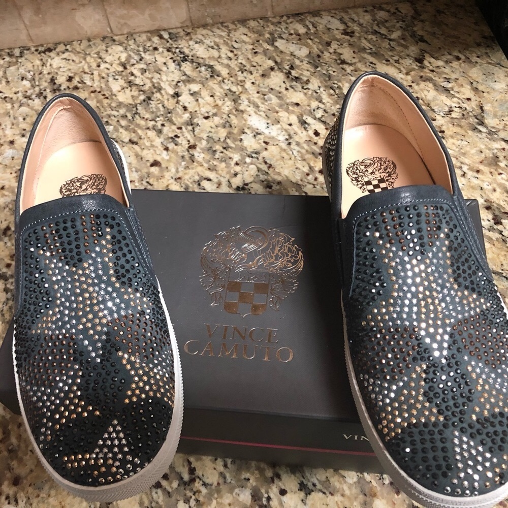 NWOT Vince Camuto Studded Star Canitia  Slip on Sneakers.
